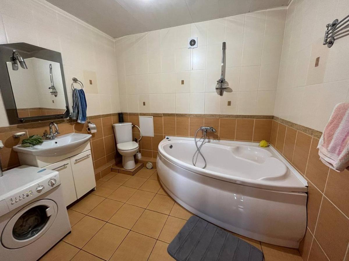 Тимирязева 47А Apartment Kropyvnytskyi Bagian luar foto